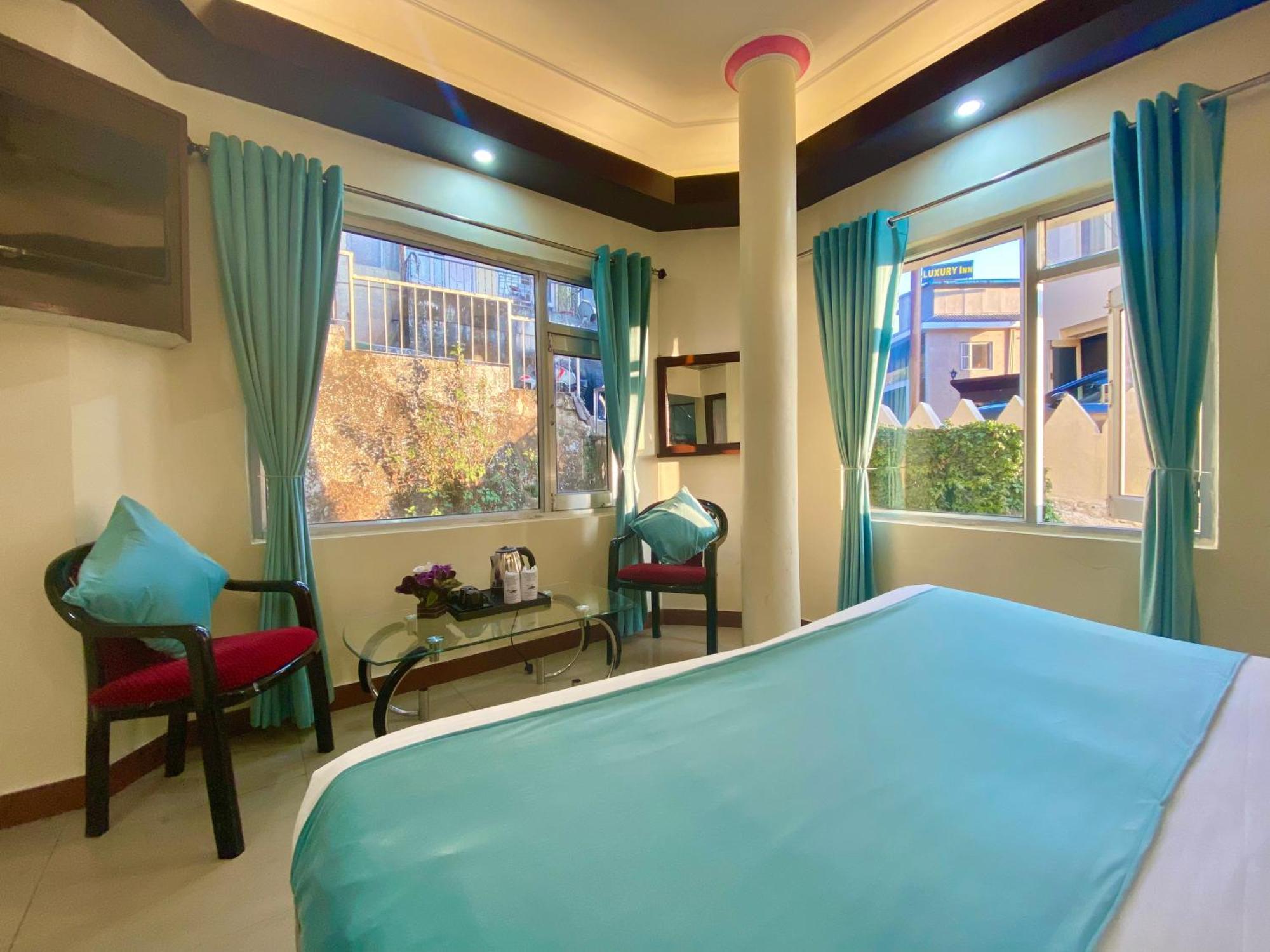 Riversun Hotel Mall Road Mussoorie Esterno foto