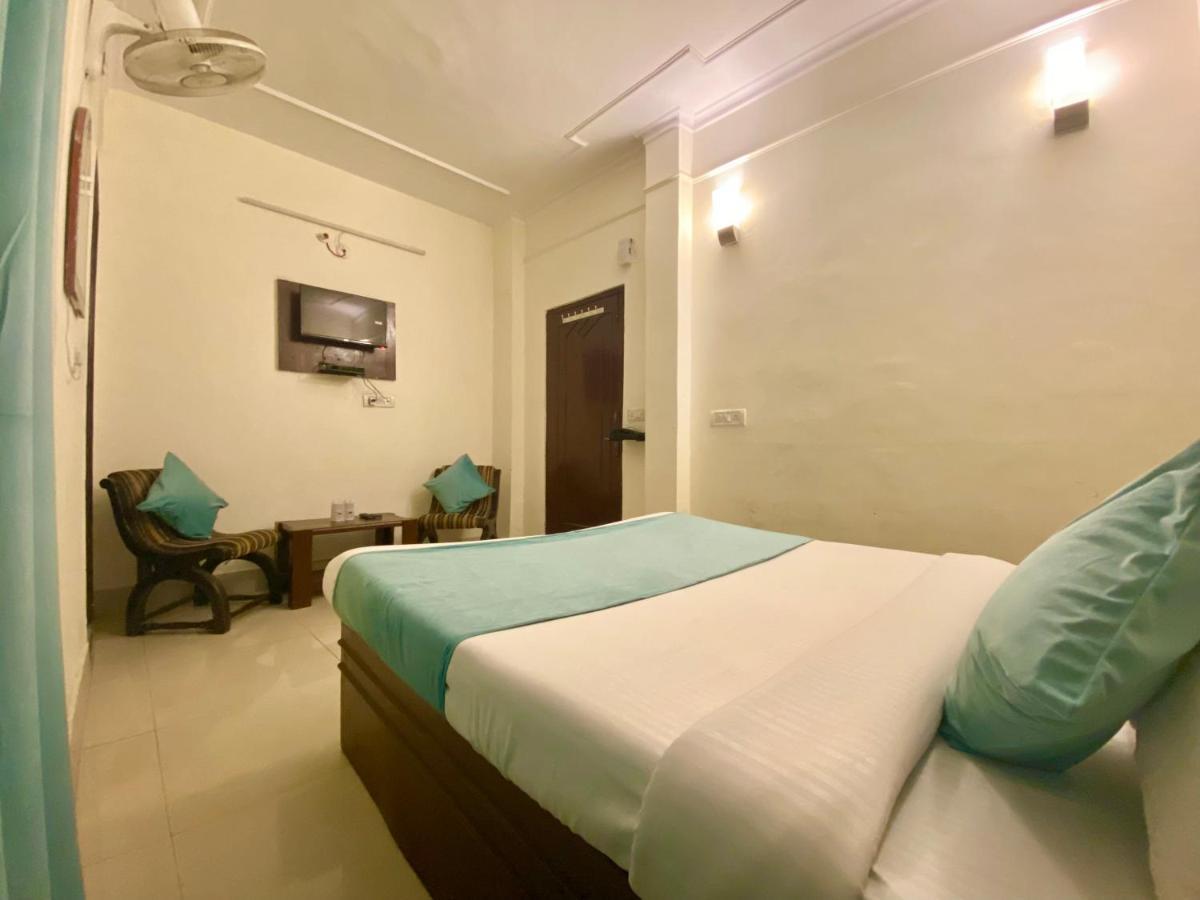 Riversun Hotel Mall Road Mussoorie Esterno foto