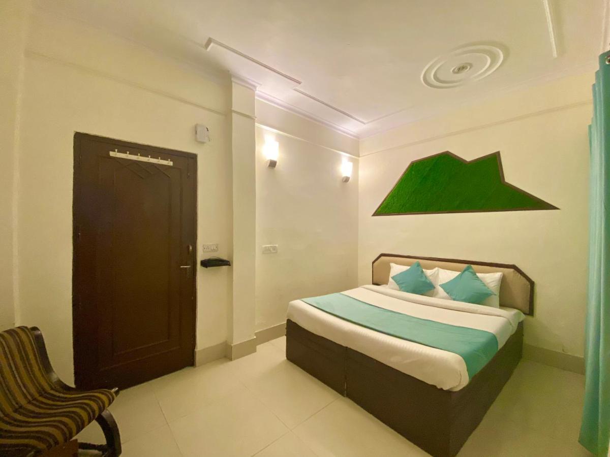 Riversun Hotel Mall Road Mussoorie Esterno foto