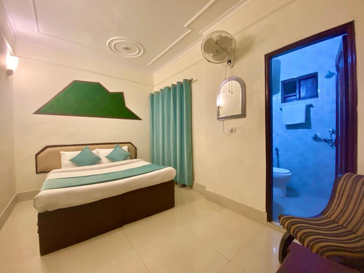 Riversun Hotel Mall Road Mussoorie Esterno foto